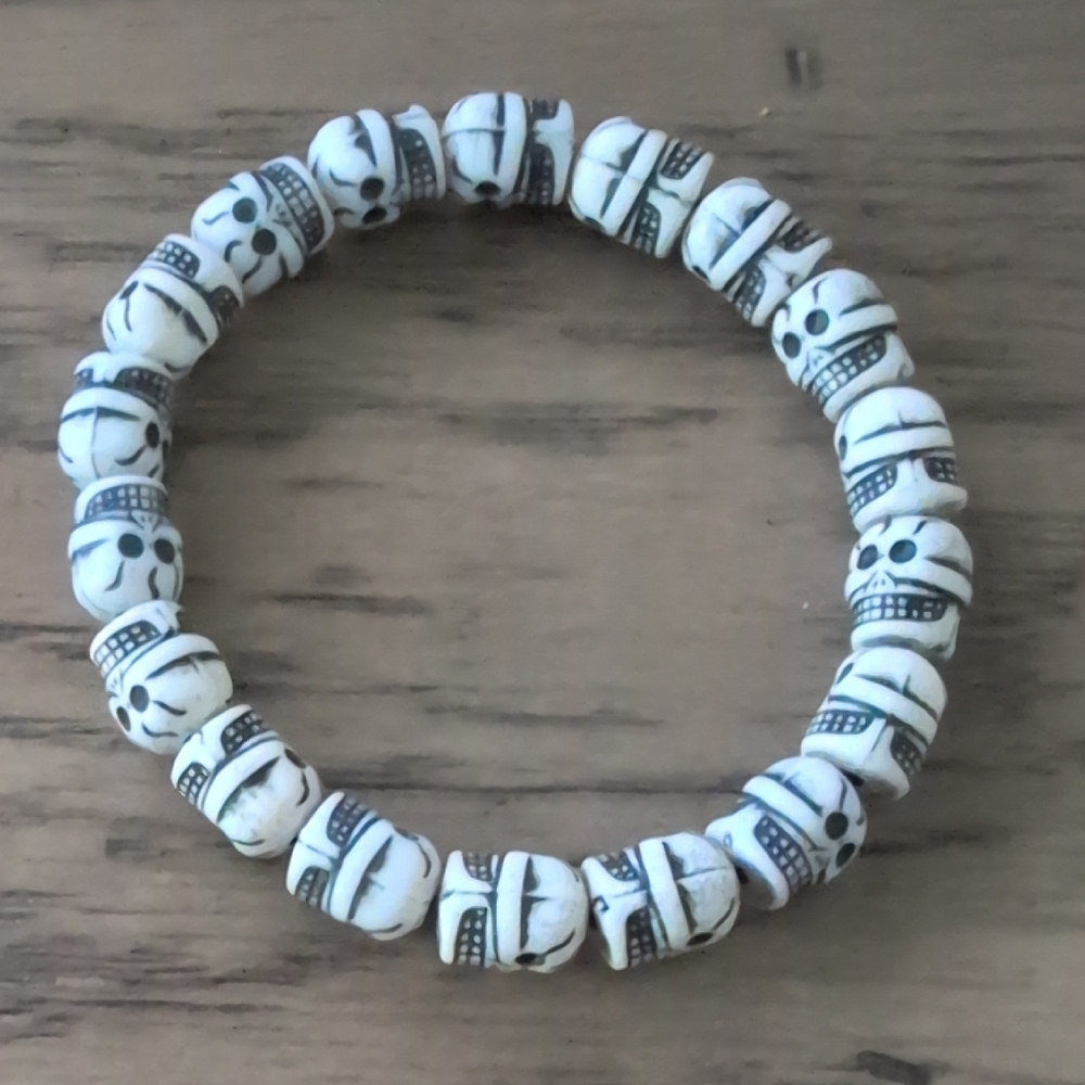 Stretchy White Skull Beaded Bracelet